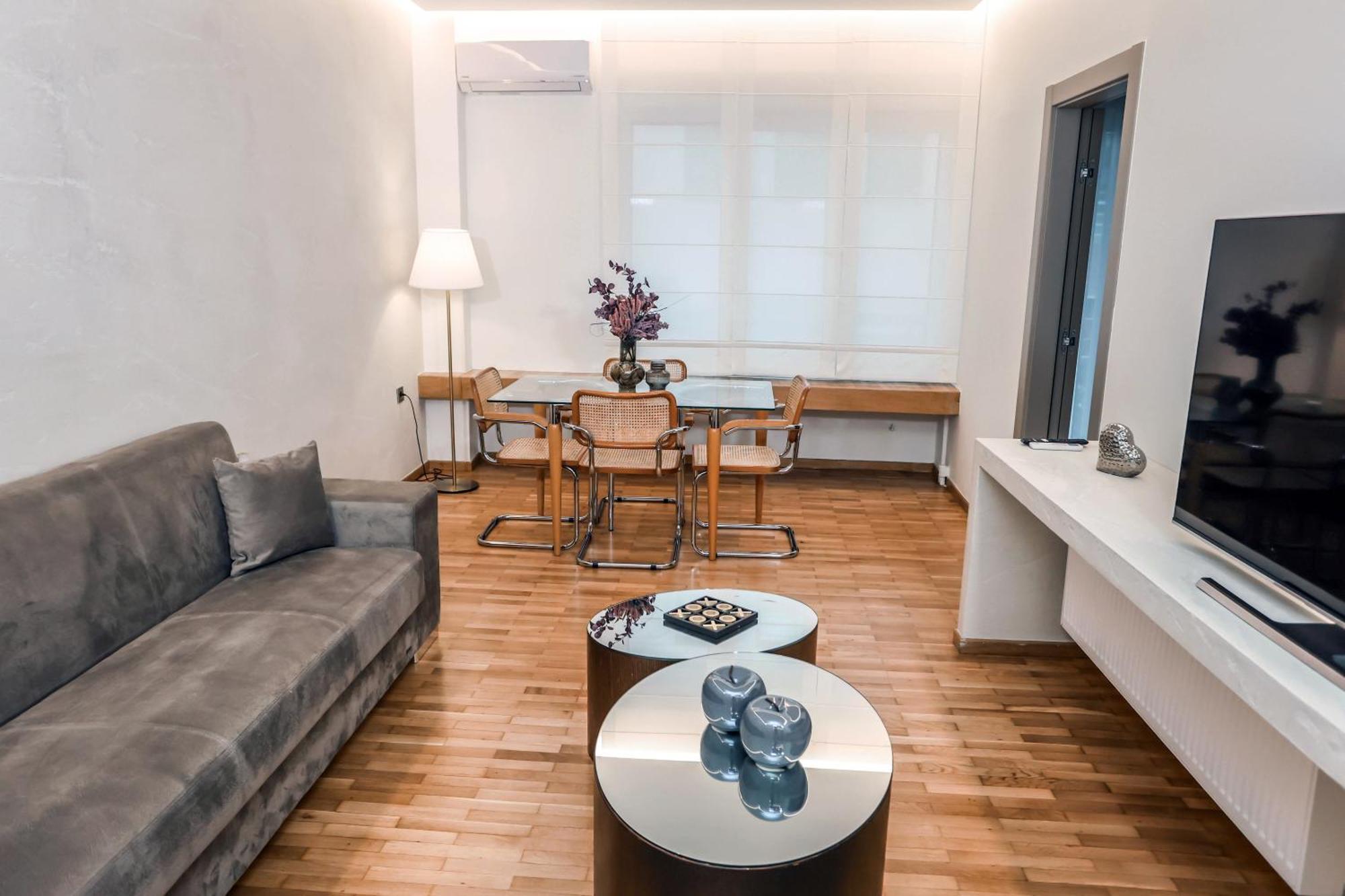 Elektra'S Apartment#2 1St Fl, Διαμέρισμα Στο Κέντρο Της Λάρισας Με Δωρεάν Parking 外观 照片